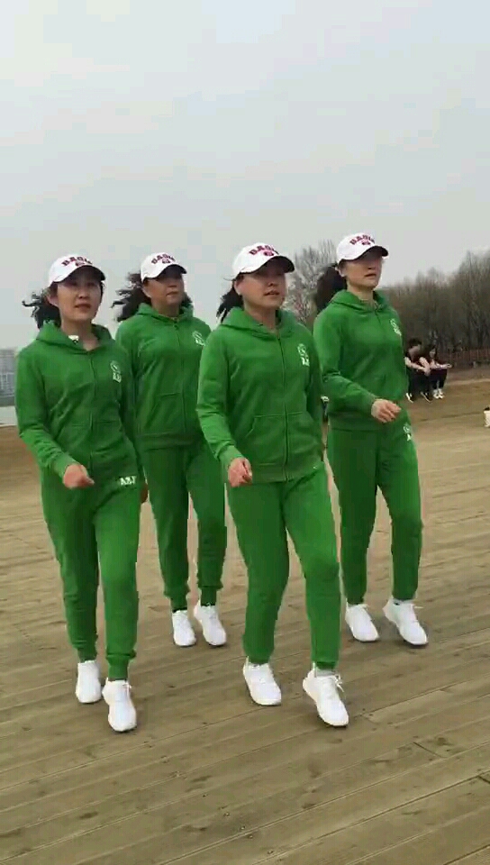 关于全民关注！精彩瞬间视频火爆网络的信息
